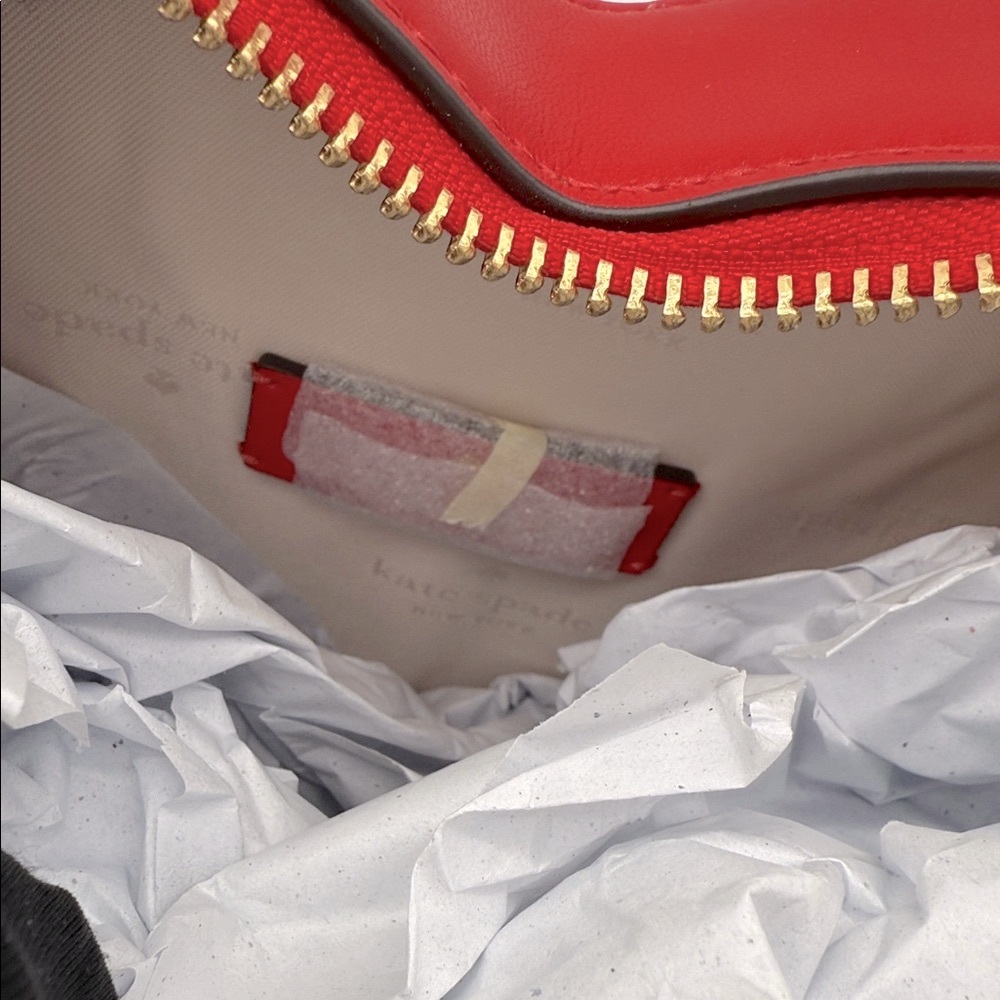 Kate Spade Love Shack Quilted 3D Heart Crossbody Ruby Red - Picture 8 of 16